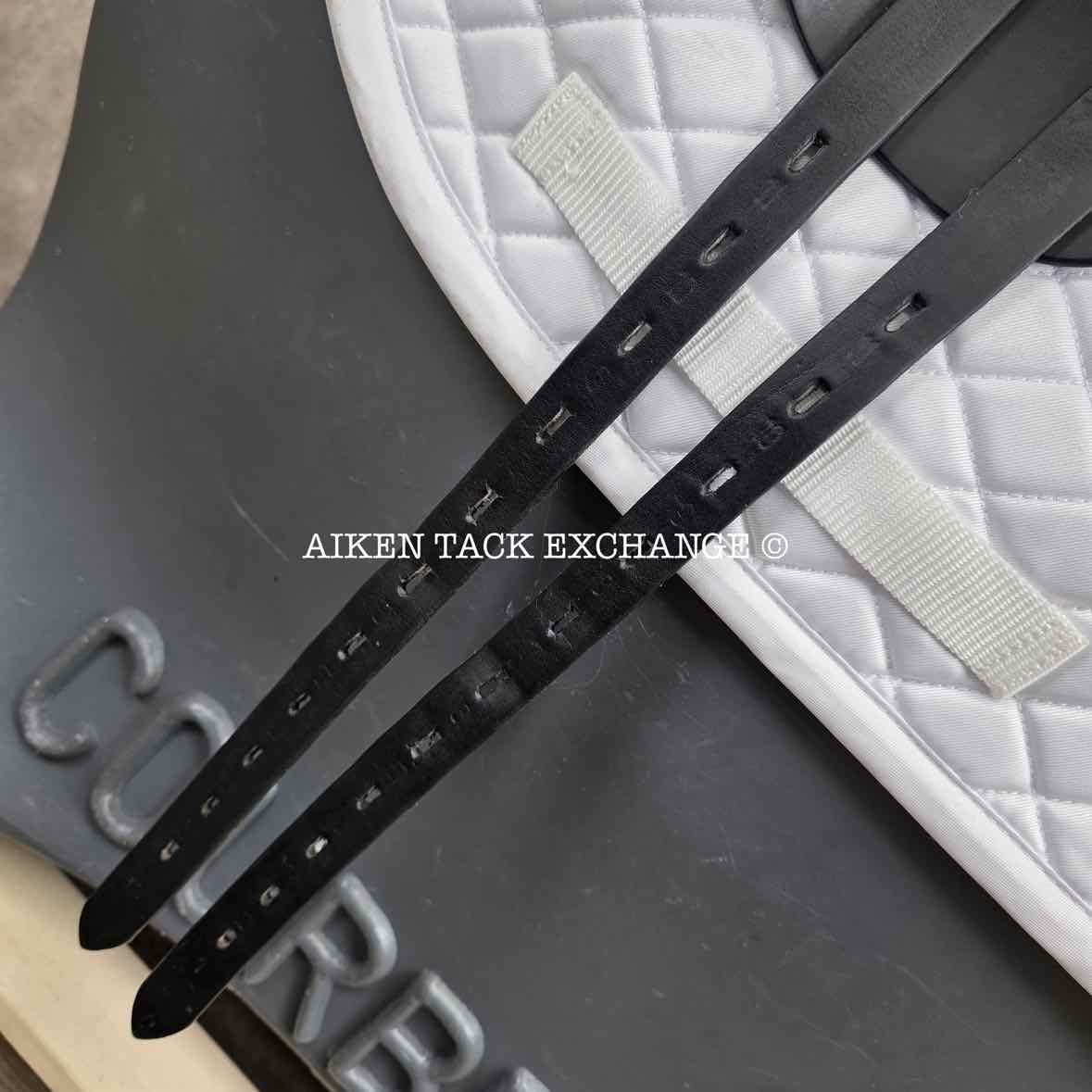 **SOLD** 2019 Fairfax Classic Cupped Flap Dressage Saddle, 17" Seat, Adjustable Tree - Changeable Gullet, Wool Flocked Panels