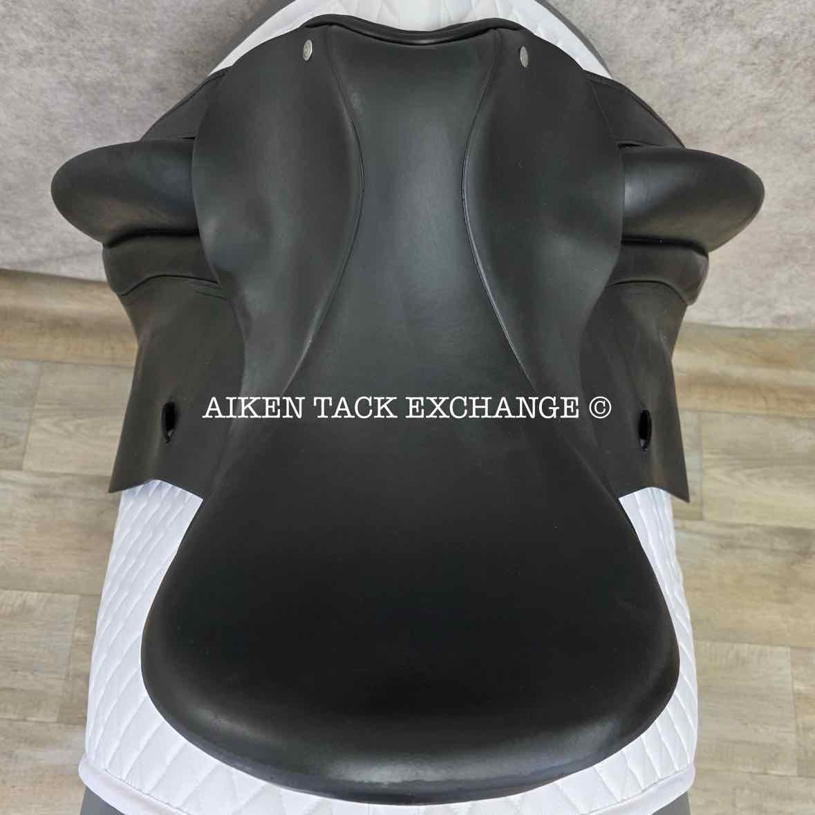 2010 Custom Saddlery Wolfgang Solo Dressage Saddle, 17.5" Seat, Adjustable Tree, Wool Flocked Panels