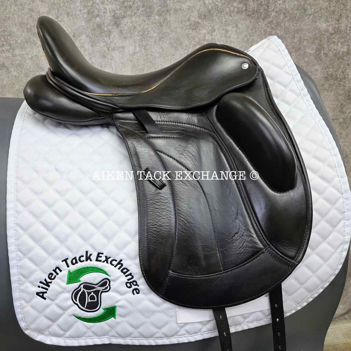 2019 Custom Saddlery Wolfgang Omni Monoflap Dressage Saddle, 17" Seat, Adjustable Tree, Wool Flocked Panels
