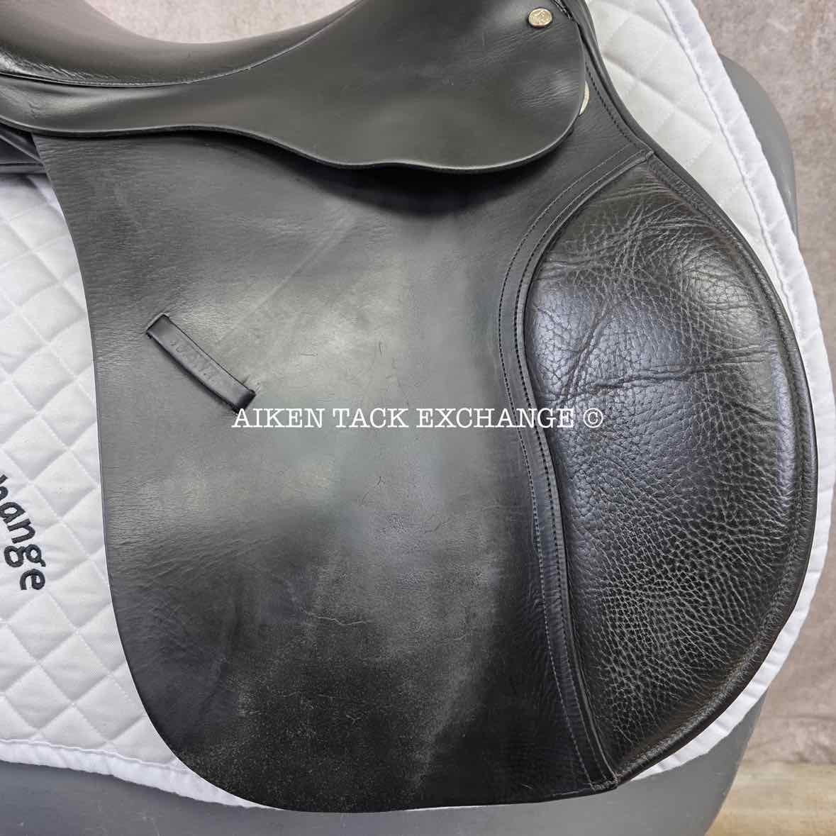 1999 County Eventer All Purpose Saddle, 17.5" Seat, Medium Tree, Wool Flocked Panels