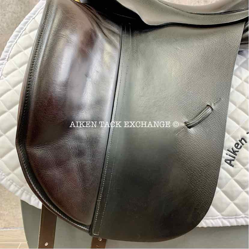 **SOLD** 2007 Albion SL Dressage Saddle, 17.5" Seat, Wide Tree, Wool Flocked Panels