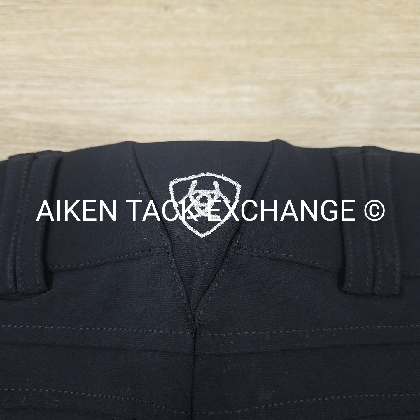 Ariat Tri Factor Silicone Grip Knee Patch Breeches, Size 34R