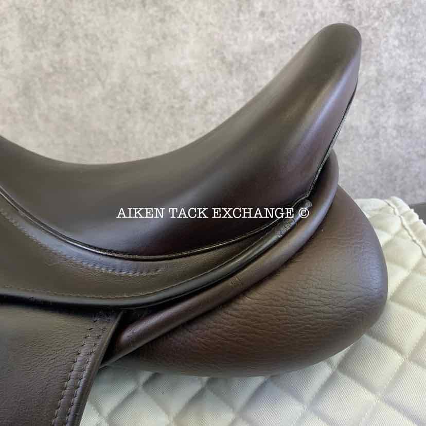 **SOLD** Ryder Legacy Dressage Saddle, 17" Seat, Short Flap, Wide Tree, Wool Flocked Panels