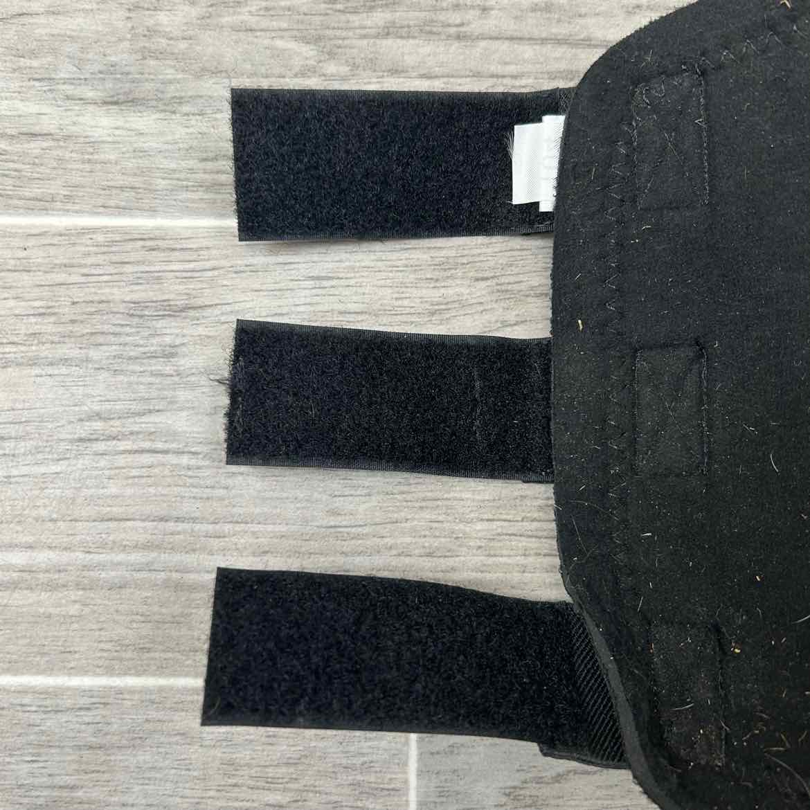 Back on Track Therapeutic Knee Boots, 1 Pair, Size Medium