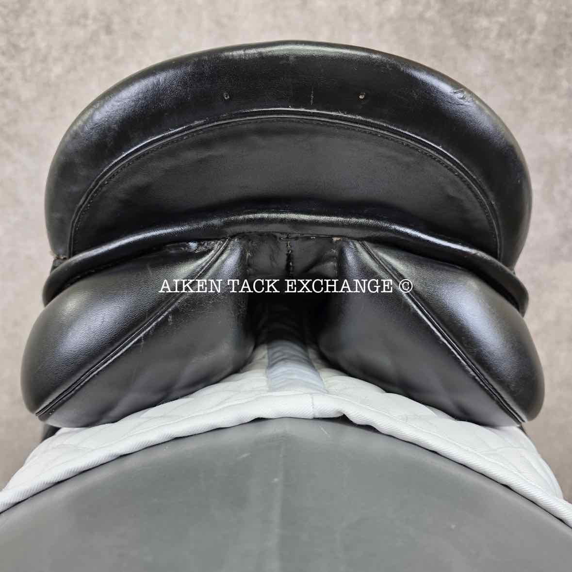 Klimke Miller's KMD Dressage Saddle, 17.5" Seat, M/MW Tree, Wool Flocked Panels