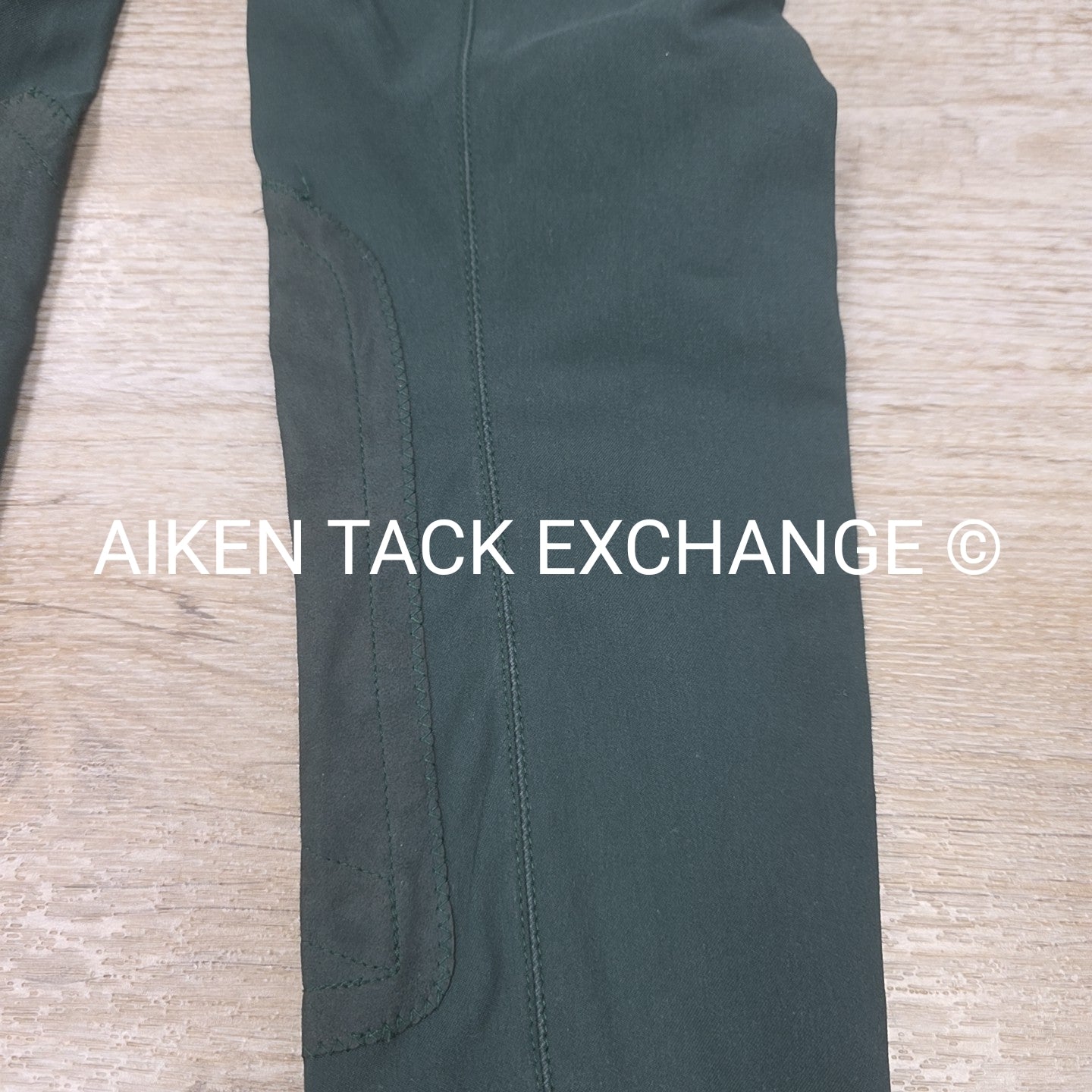 Tailored Sportsman Trophy Hunter Knee Patch Breeches, Size 10 R