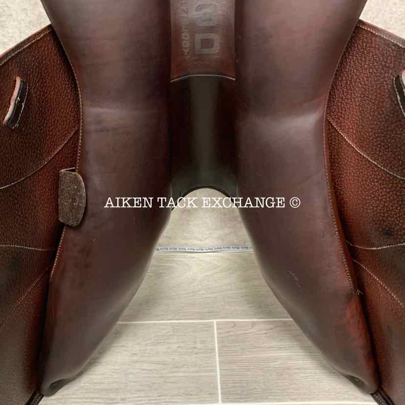 2017 Devoucoux Chiberta O Monoflap Jump Saddle, 17.5" Seat, 3AA Flap, Medium Wide Tree, D3D Panels, Full Buffalo Leather