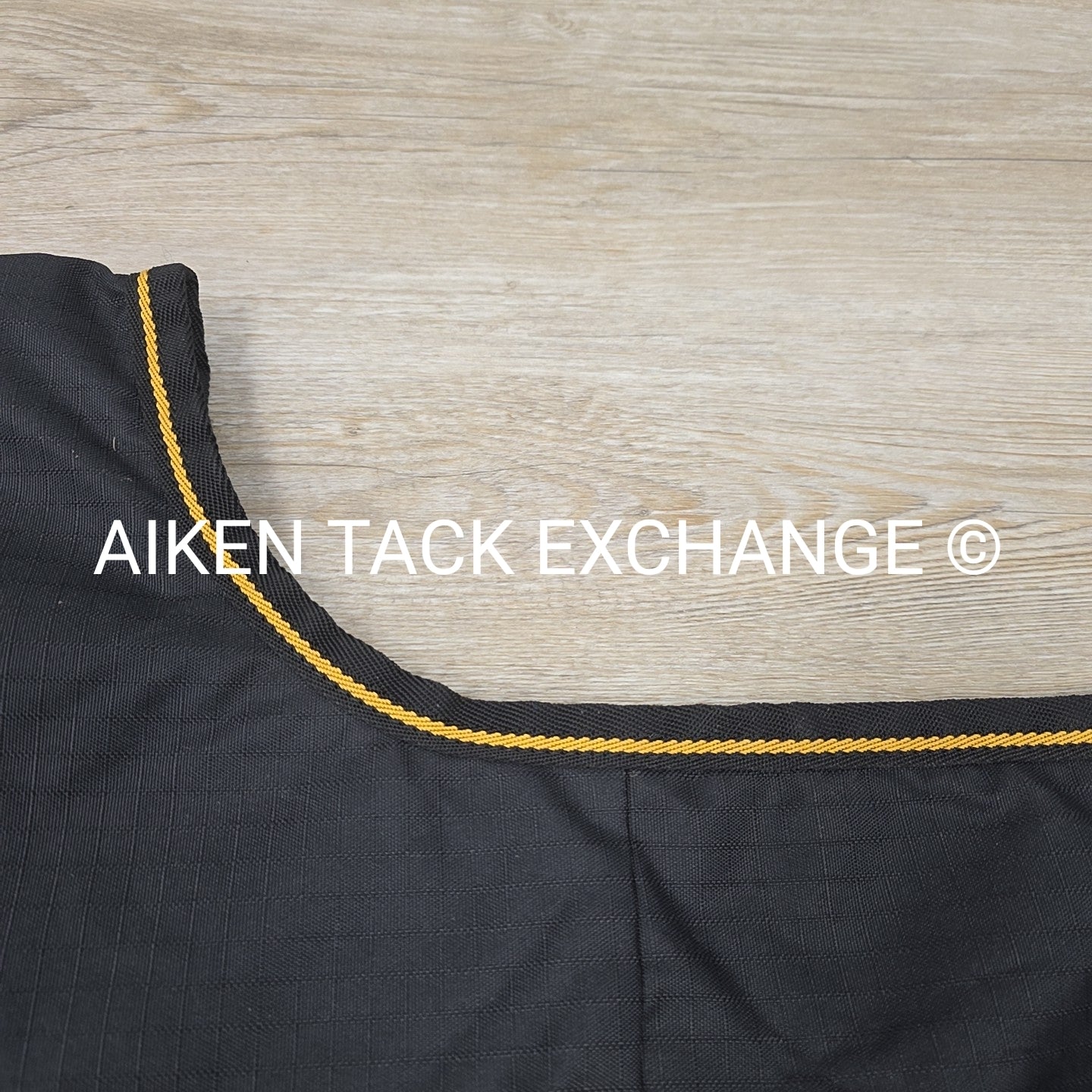 Bucas Quarter Sheet, Size Medium