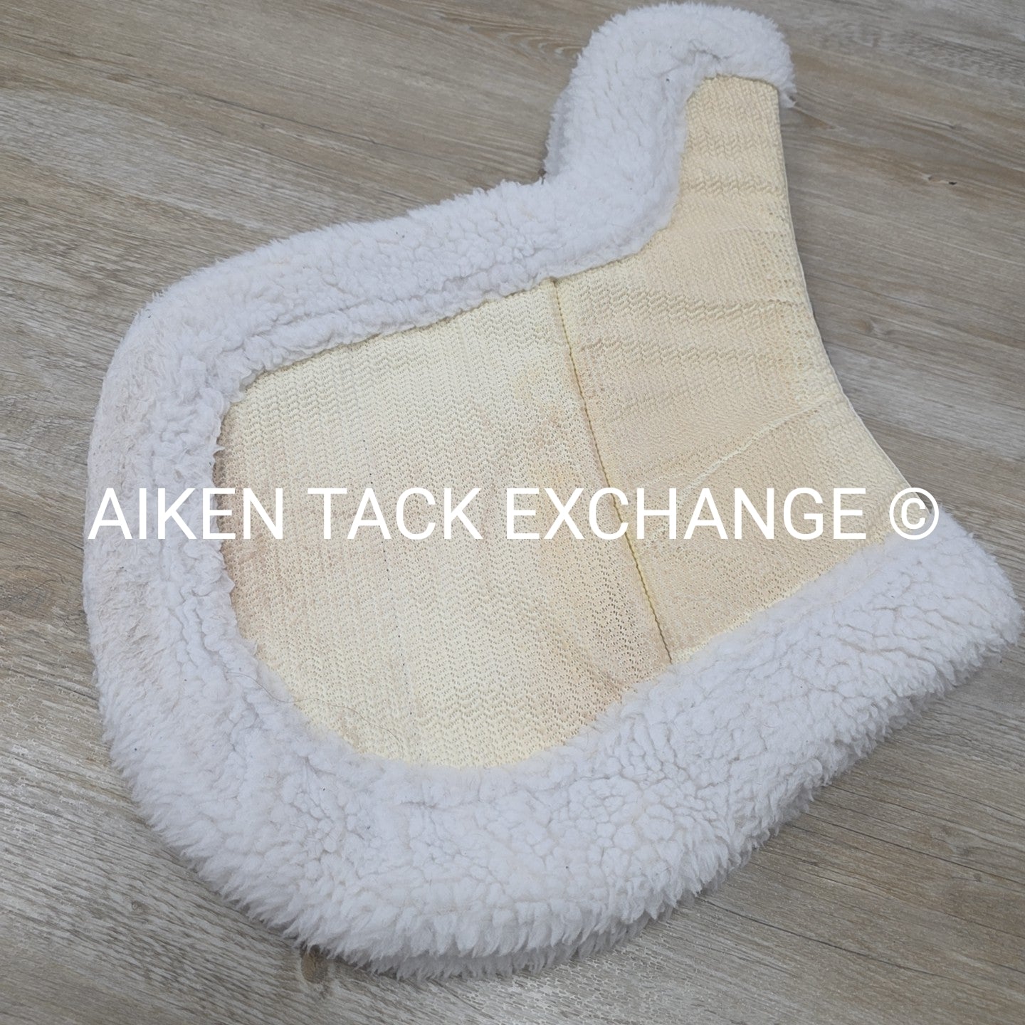 Ecogold Non-Slip Secure Hunter Pad, Size Large / 17" - 17.5"
