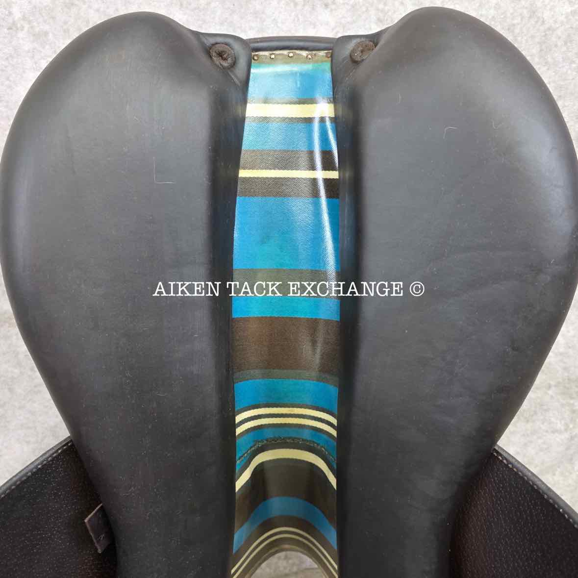 2018 Voltaire Elkton Monoflap Jump Saddle, 18.5" Seat - 2AA Flap, Medium Wide Tree, PRO Panels, Full Buffalo Leather