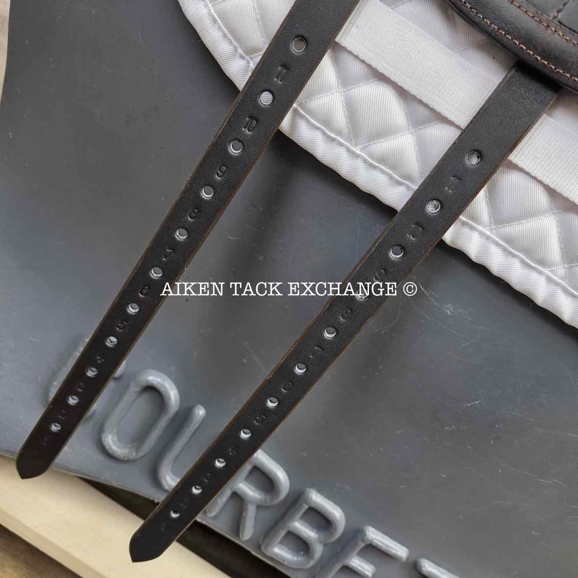 2020 Equipe Viktoria E-Carbon Monoflap Dressage Saddle, 17" Seat, Short Flap, MW/W Tree, Foam Panels