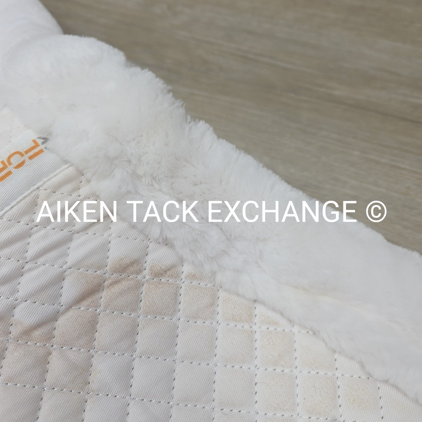 Shires SupaFleece Fully Lined Shaped Saddle Pad, 18"