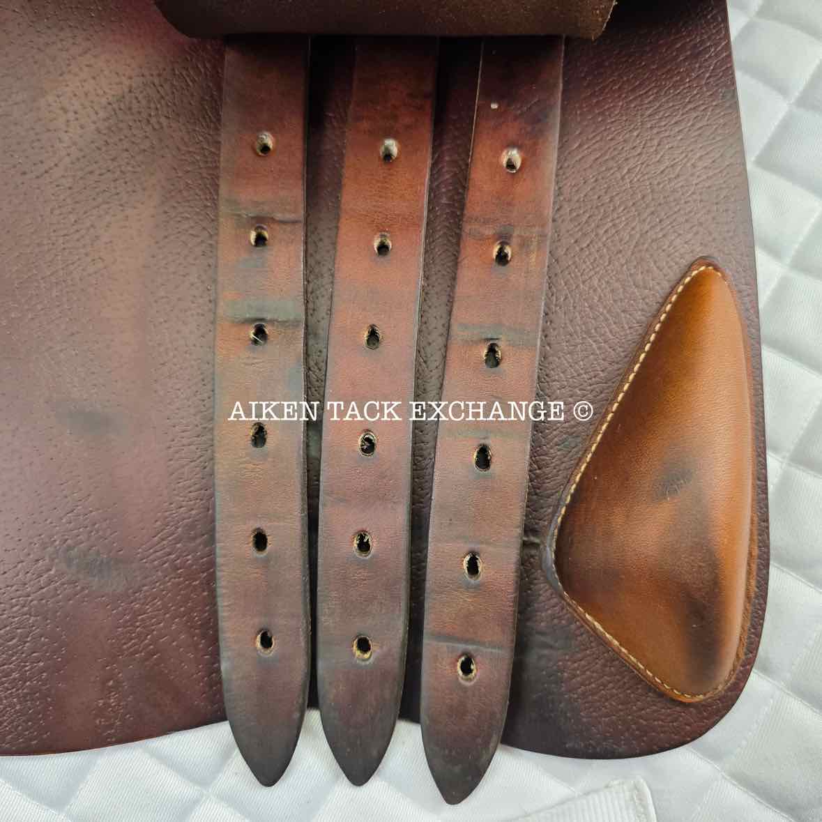 2015 Devoucoux Oldara Close Contact Jump Saddle, 17.5" Seat, 3 Flap, Medium Wide Tree, D3D Panels, Full Buffalo Leather