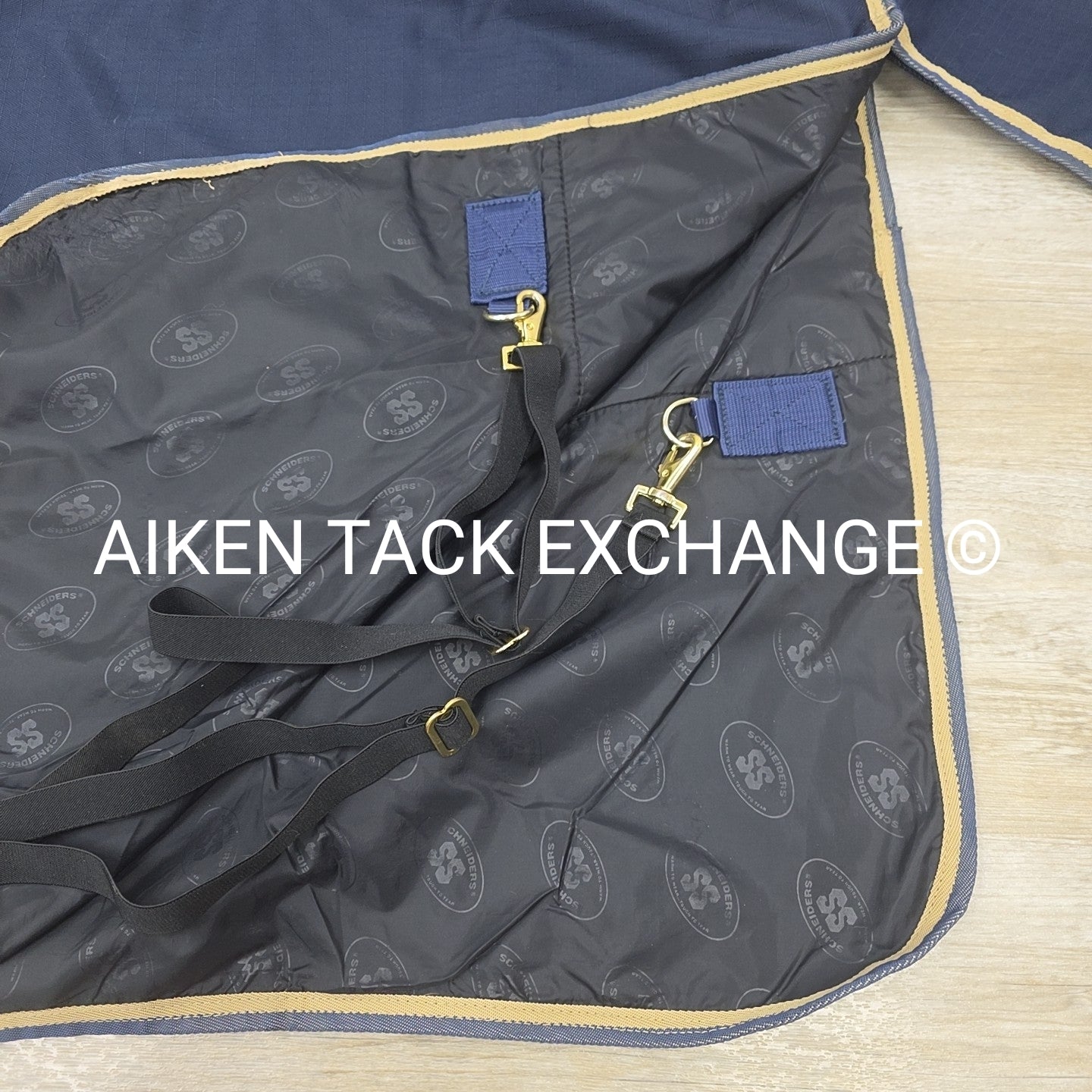 Schneiders Medium Weight Turnout Blanket, 80"