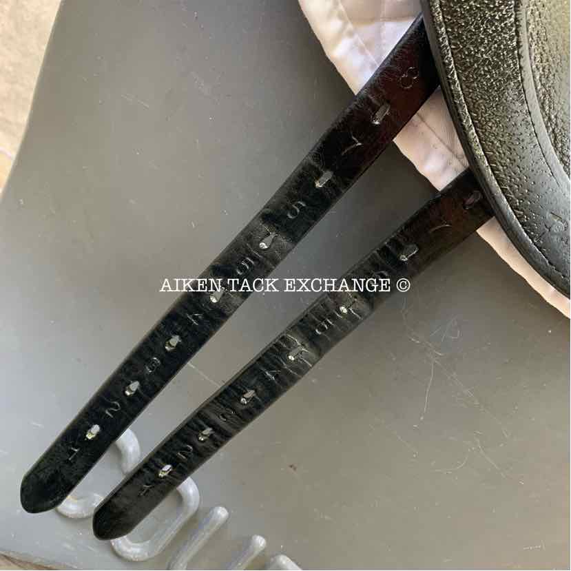 2017 Prestige Passion K Monoflap Dressage Saddle, 17" Seat, 33 Tree - M/MW, Wool Flocked Panels