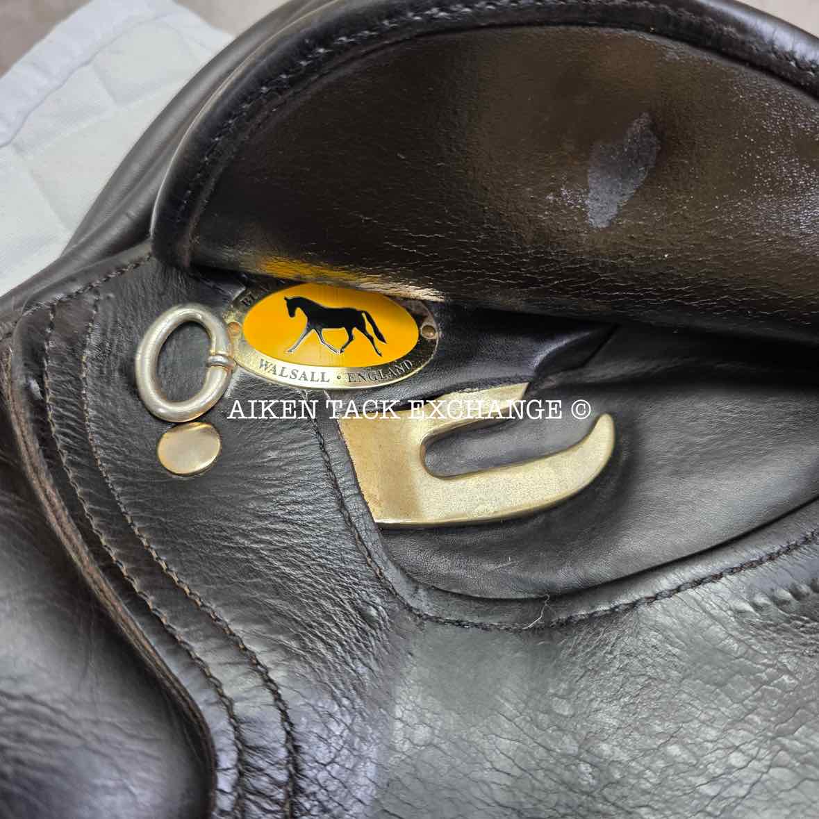 **SOLD** 2010 Black Country Maelstrom Jump Saddle, 17.5" Seat, Medium Tree, Wool Flocked Panels