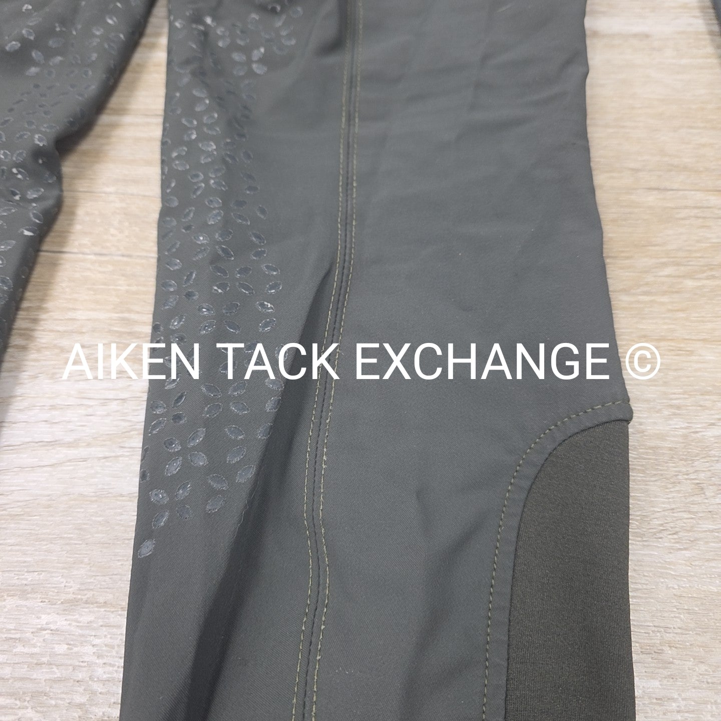 BARGAIN BUNDLE: 2 Pair Ovation Aqua X Silicone Grip Knee Patch Breeches, 28 & 30