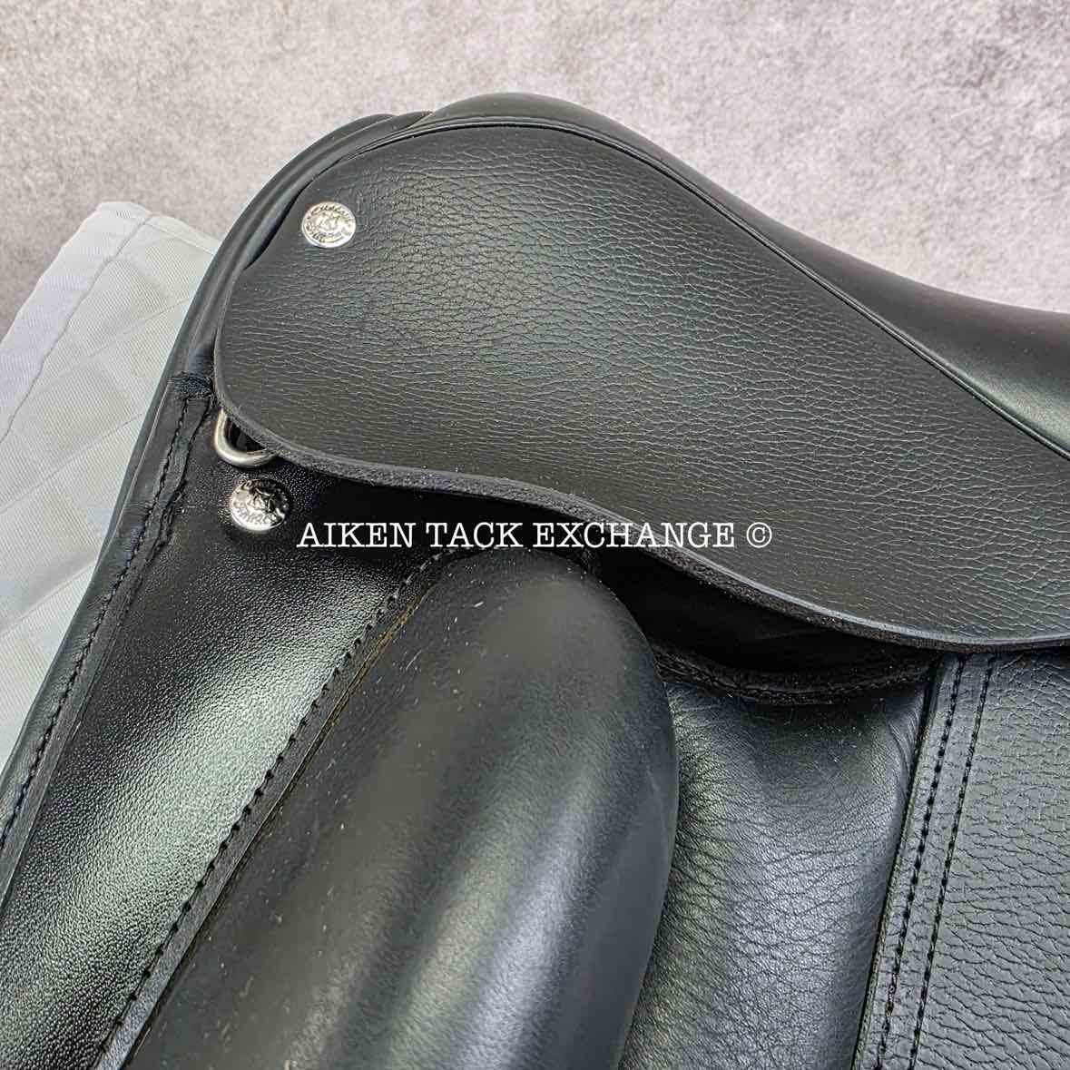 2021 Custom Saddlery Signature Wolfgang Solo Dressage Saddle, 17" Seat, Adjustable Tree, Wool Flocked Panels