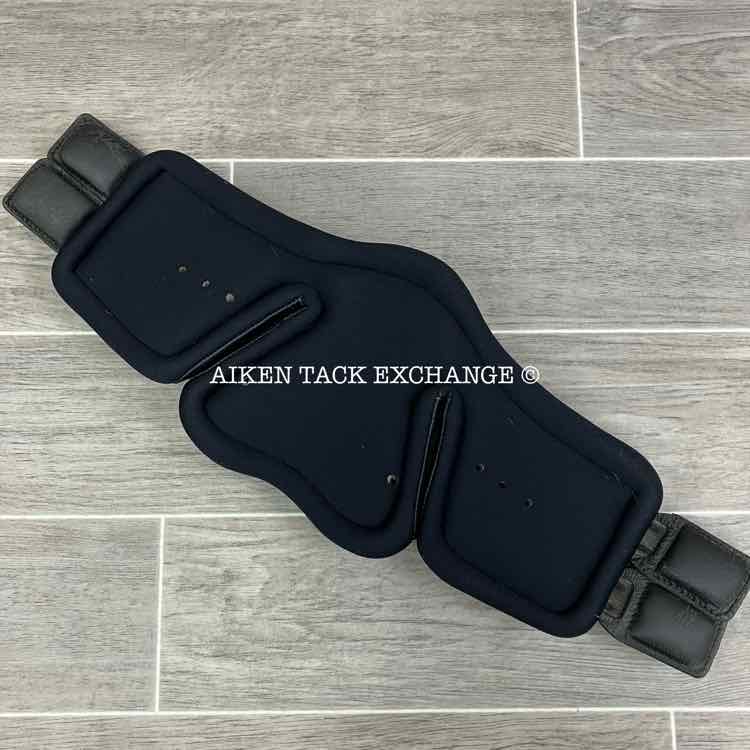 Stubben Equi-Soft Dressage Girth with Padded Neoprene Liner, Black, 20"