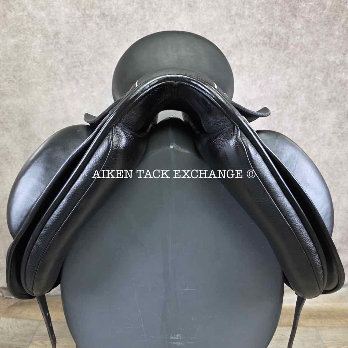 **SOLD** 2020 Custom Saddlery Wolfgang Solo Dressage Saddle, 18" Seat, Adjustable Tree - Set to Wide, Wool Flocked Panels
