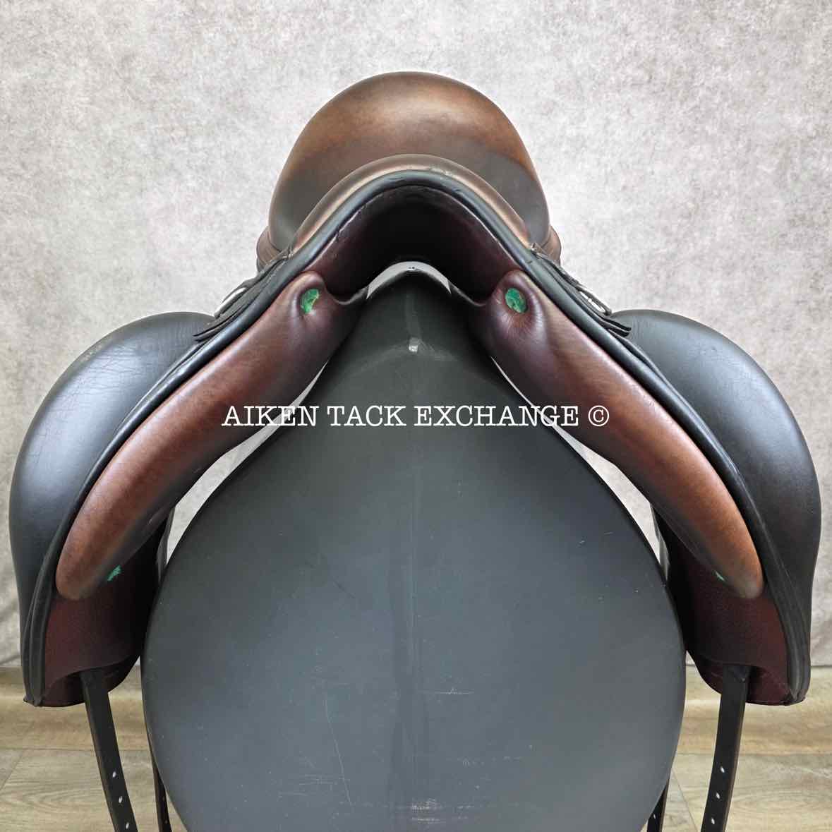 2020 Equipe Viktoria E-Carbon Monoflap Dressage Saddle, 17" Seat, Short Flap, MW/W Tree, Foam Panels
