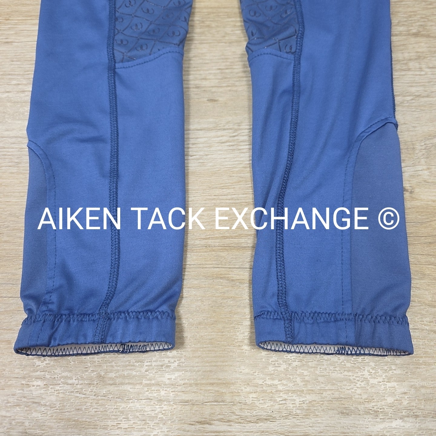 Ovation AeroWick Silicone Grip Full Seat Tights, Size Large