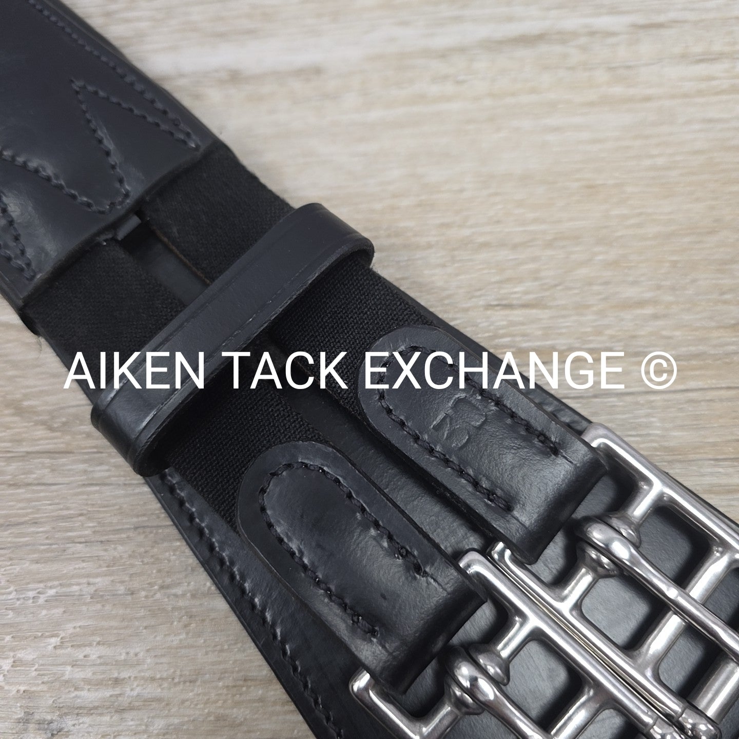 Contour Anatomic Shoulder Relief Girth, Black, 30"