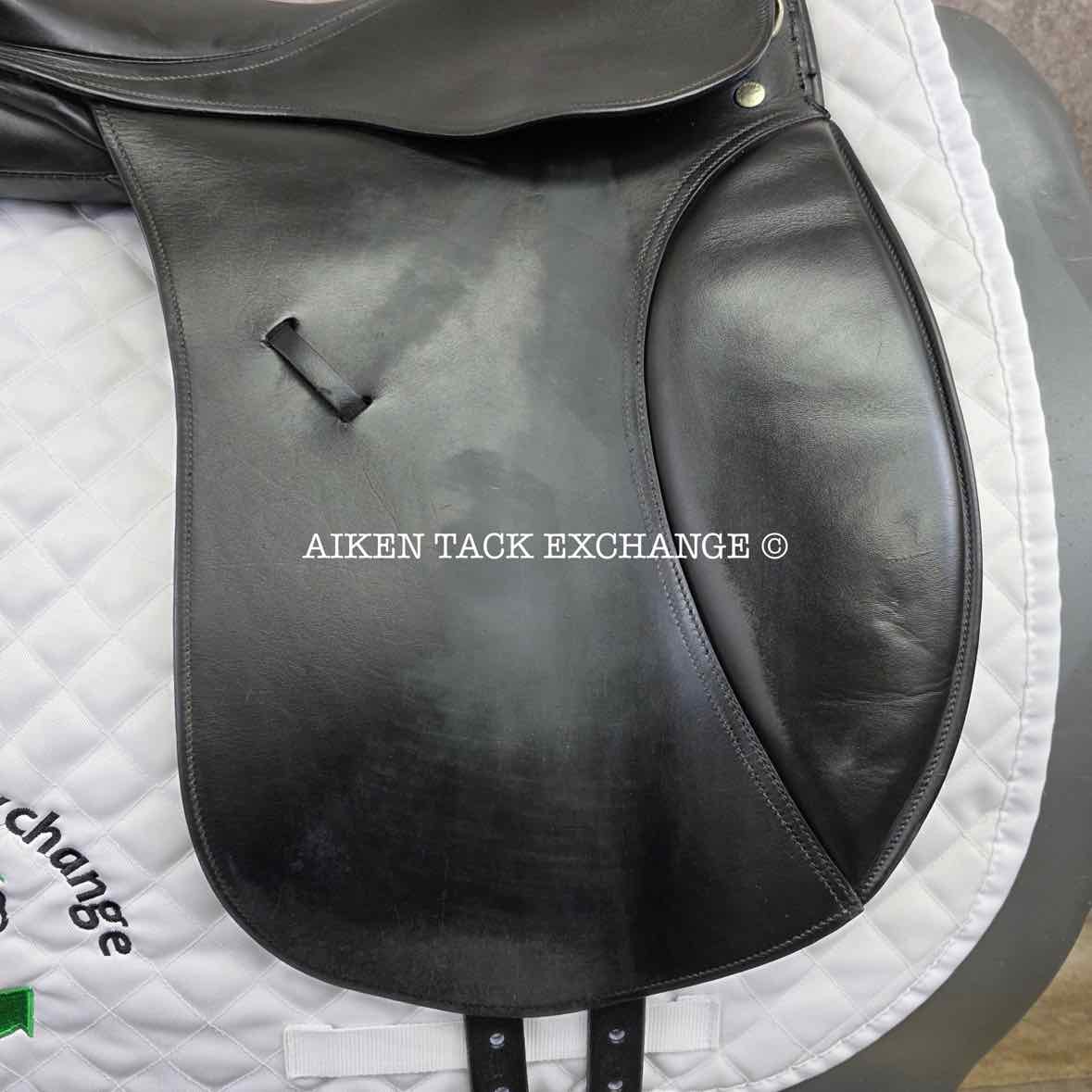 1994 Kieffer Aachen Dressage Saddle, 17" Seat, Medium Tree, Wool Flocked Panels