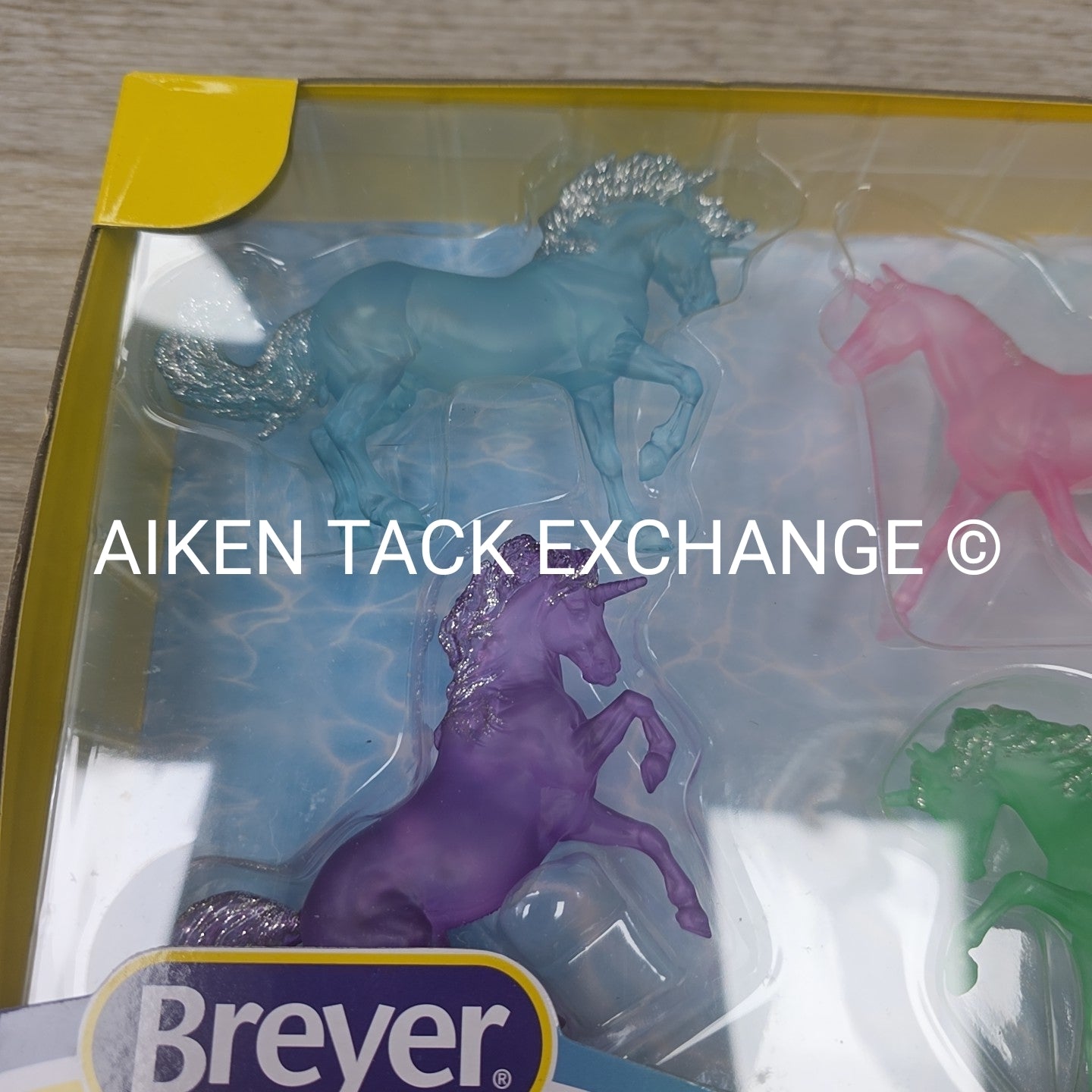 Breyer Gems of the Ocean Gift Set