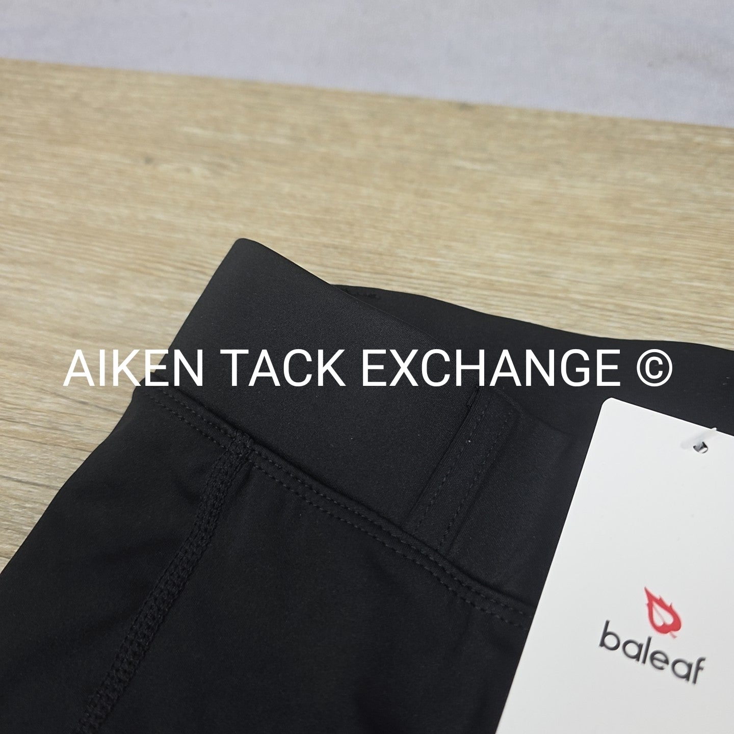 Baleaf Knee Patch Tights, Size Medium