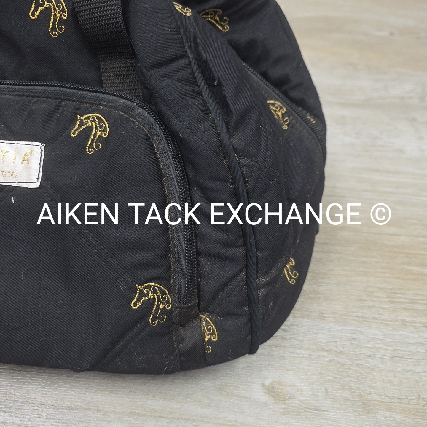 Lettia Fleece Lined Helmet Bag