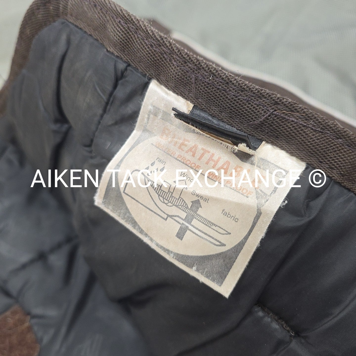 Country Pride Extreme Vortex 1680D Heavyweight Turnout Blanket, Size 84"