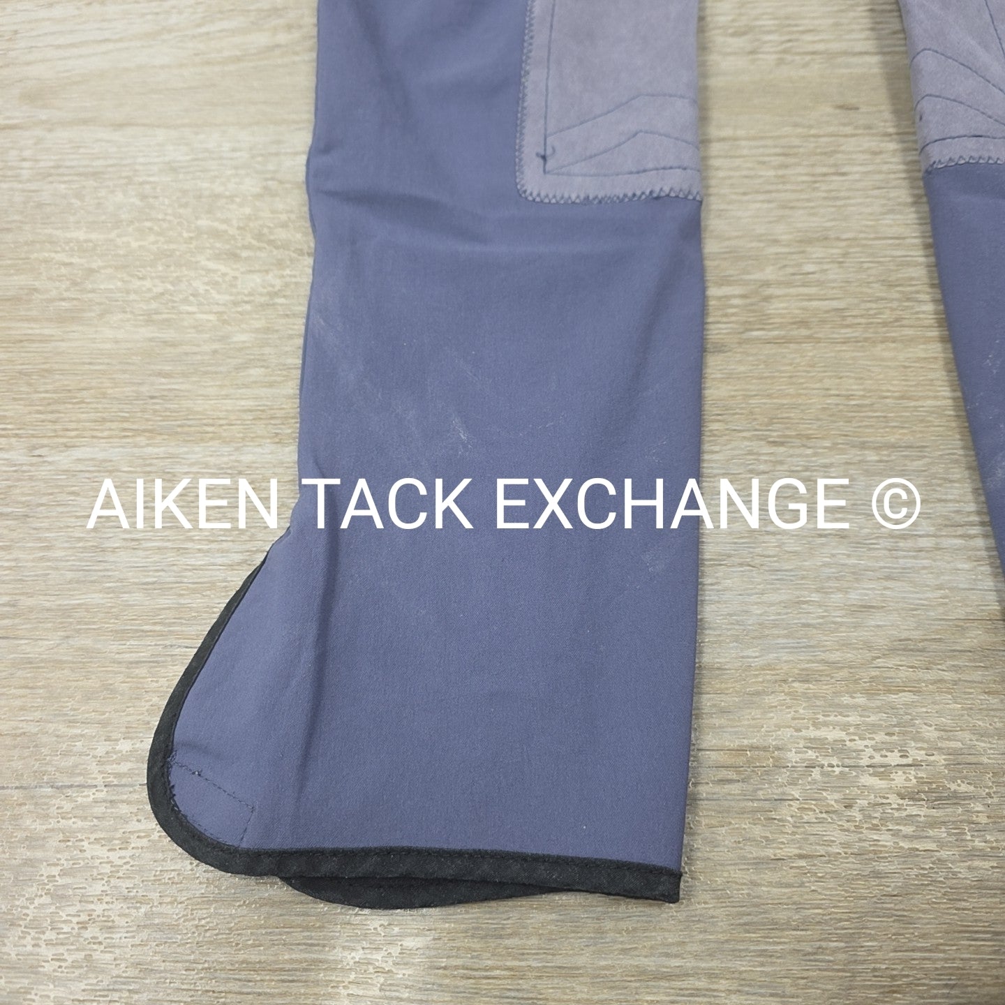 Tailored Sportsman Trophy Hunter Knee Patch Breeches, Size 30 L