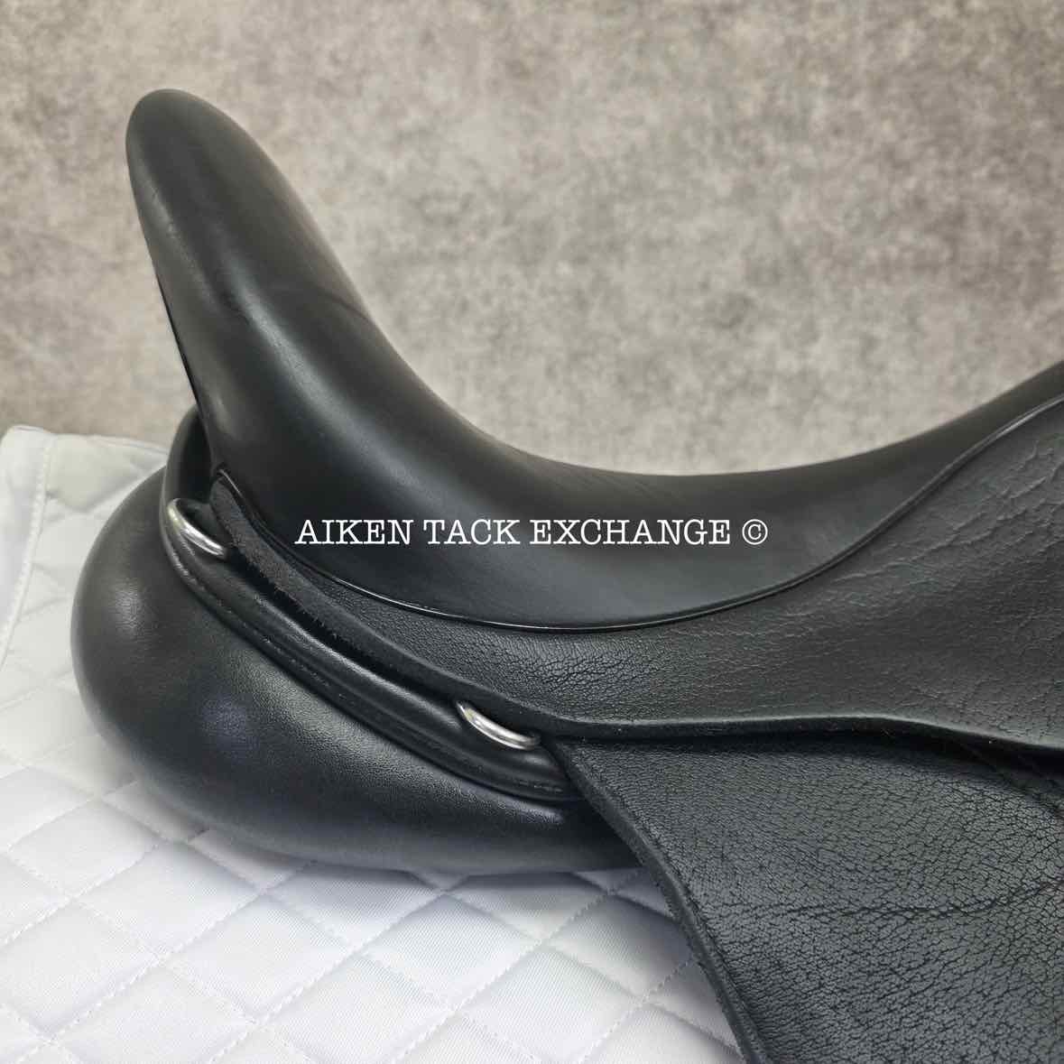 2019 Custom Saddlery Wolfgang Solo MKII Monoflap Dressage Saddle, 17" Seat, Adjustable Tree, Wool Flocked Panels