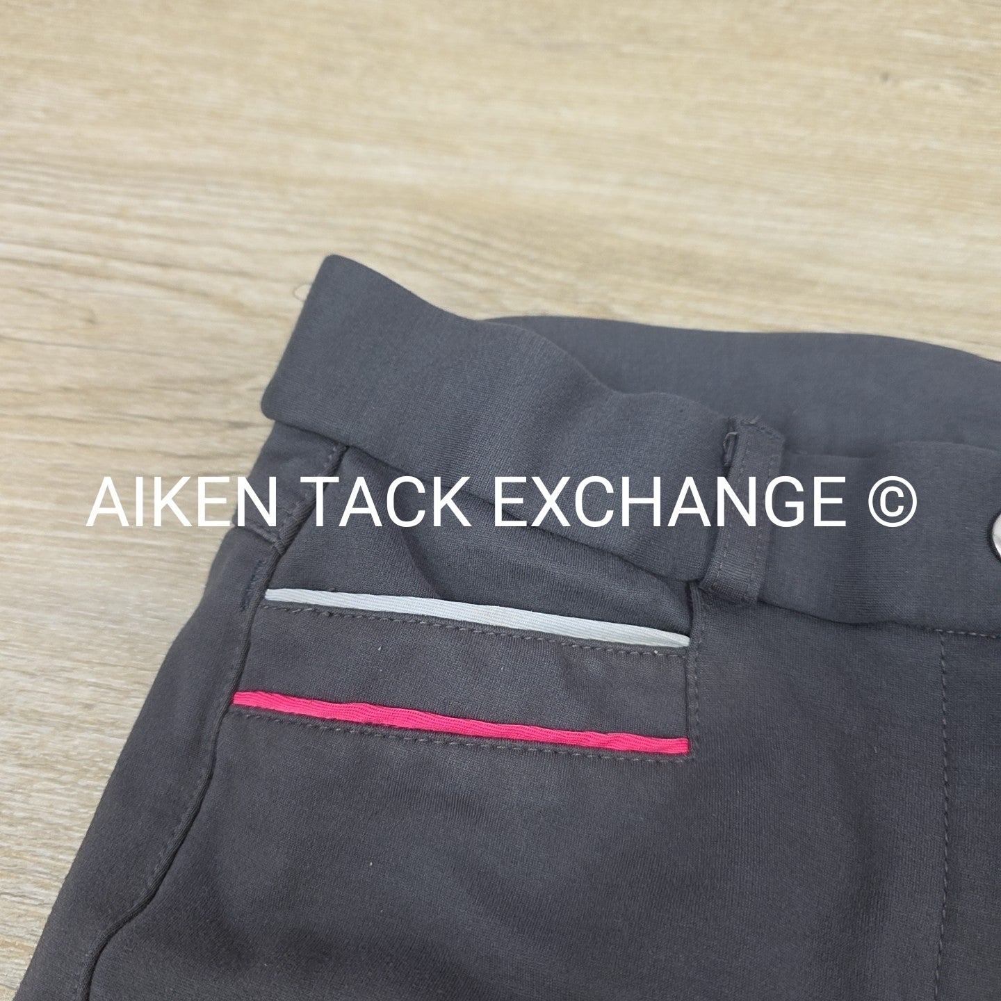 HR Farm Knee Patch Breeches, Size 28