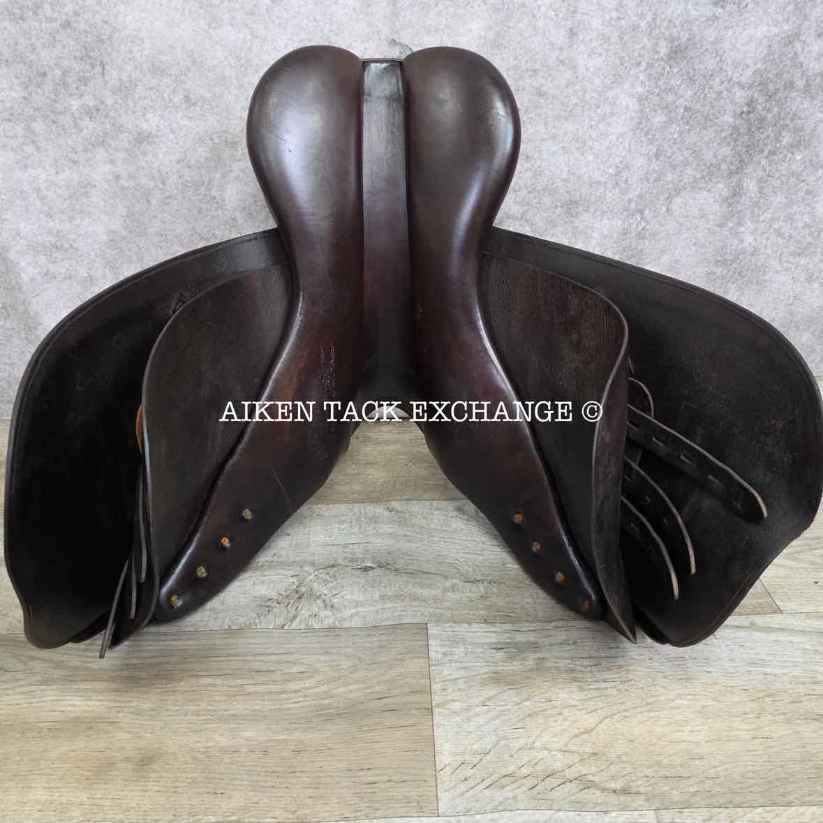 Pessoa Close Contact Saddle, 16.5" Seat, Medium Tree, Foam Panels