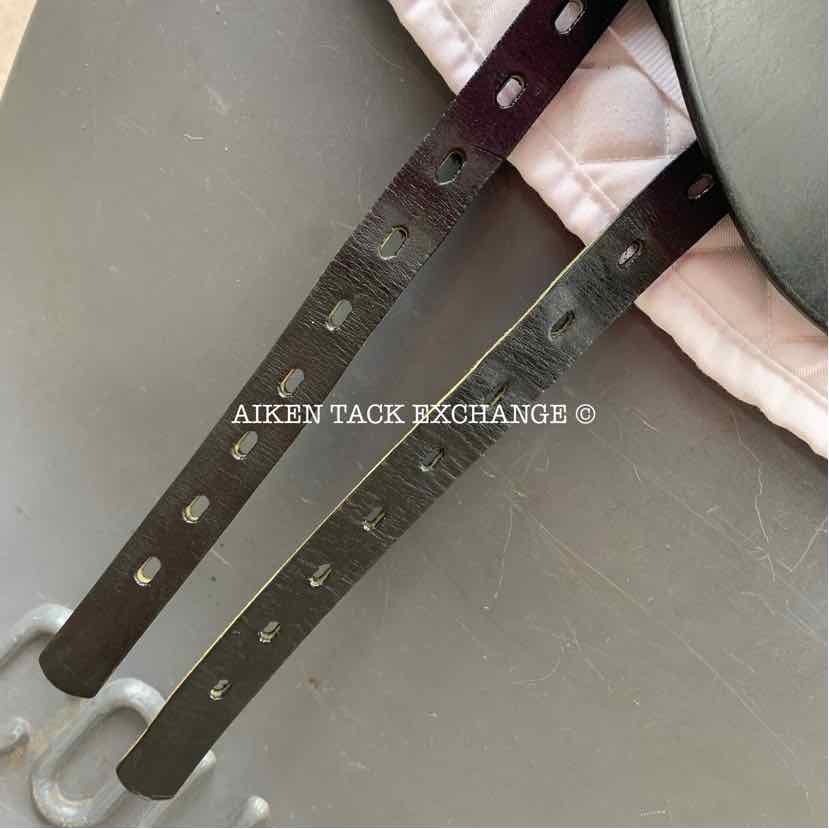 Mystic by Smith-Worthington Dressage Saddle, 17.5" Seat, Medium Tree, Wool Flocked Panels