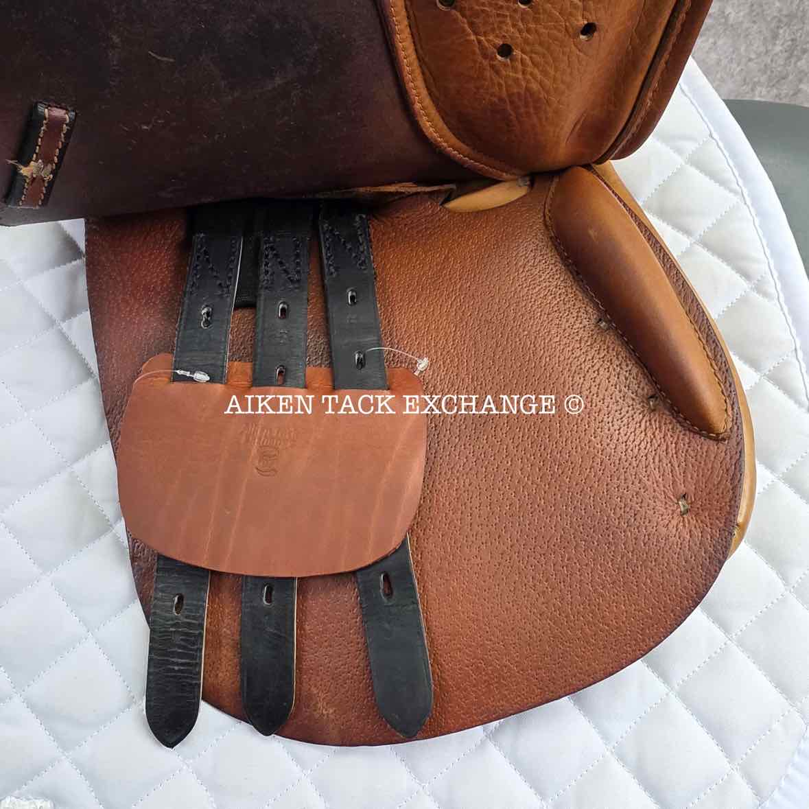 Beval LTD Close Contact Jump Saddle, 15" Seat, Medium Tree, Foam Panels