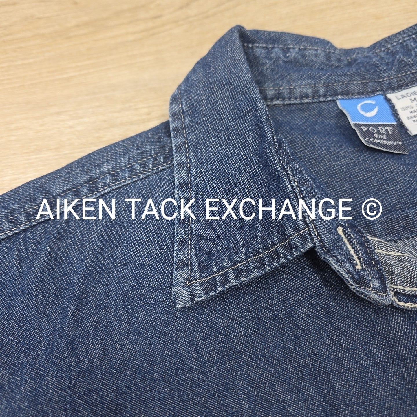 Belle Meade Hunt Denim Short Sleeve Button Down Shirt, Size Medium