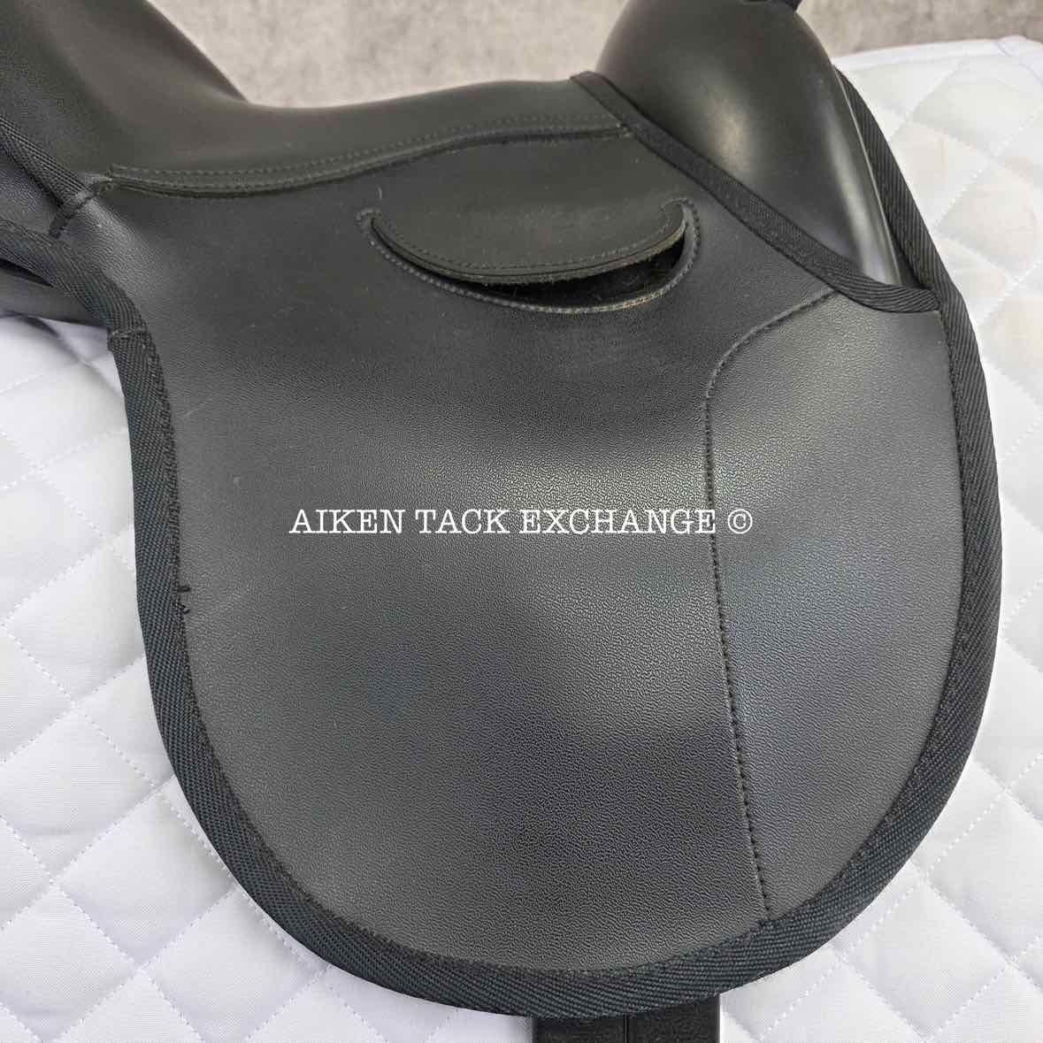 Wintec Children's Leadline Saddle, 11.5" Seat, Flexible Fit Panels