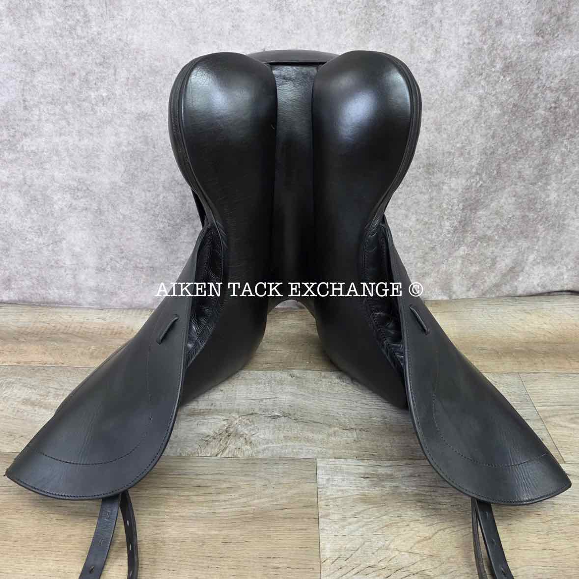 2015 Custom Saddlery Wolfgang Matrix Monoflap Dressage Saddle, 17.5" Seat, Adjustable Tree, Wool Flocked Hybrid Panels