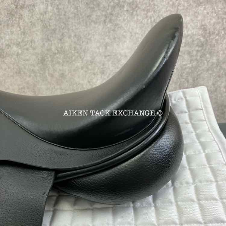 EquineFit International Dressage Saddle, 18" Seat, Short Flap, Extra Wide Tree, Wool Flocked Panels