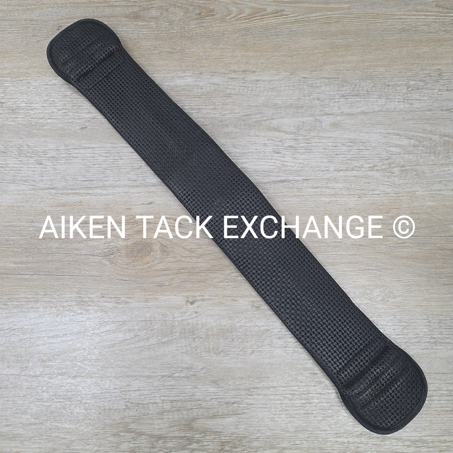 Wintec Short Girth, Black, 26"