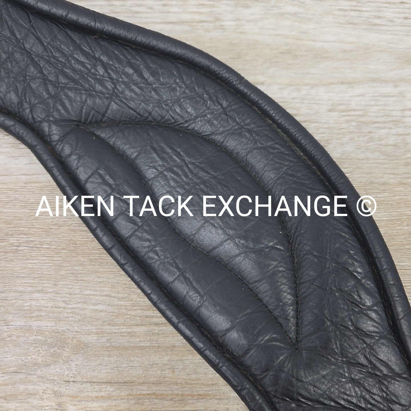 Total Saddle Fit Anatomic Shoulder Relief Girth, Black, 26"