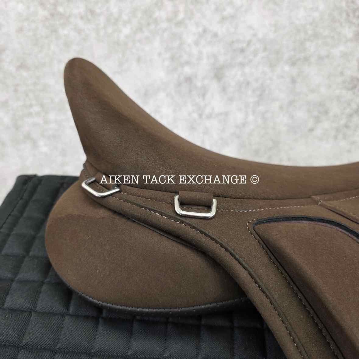 2024 Wintec Pro Endurance Saddle with HART, 18" Seat, Adjustable Tree - Changeable Gullet, CAIR Panels