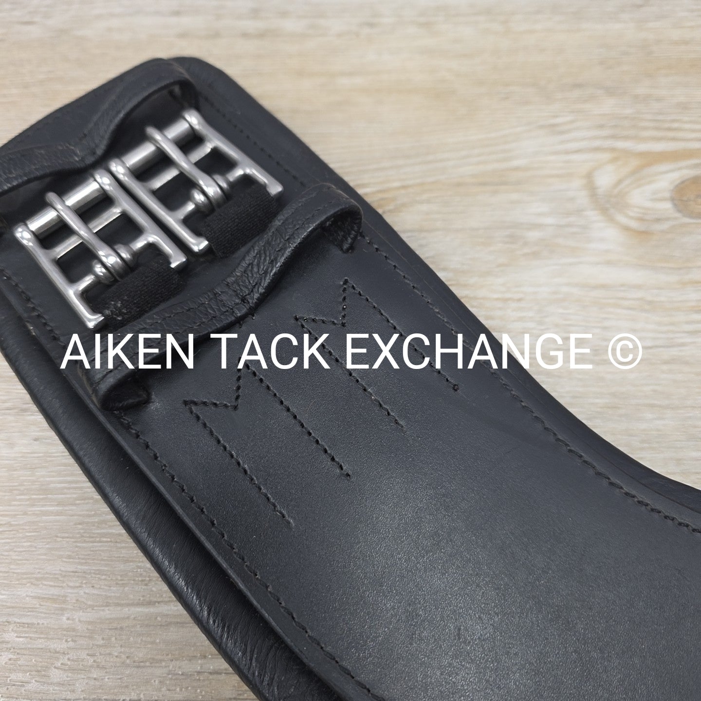 Total Saddle Fit StretchTec Shoulder Relief Dressage Girth 30"