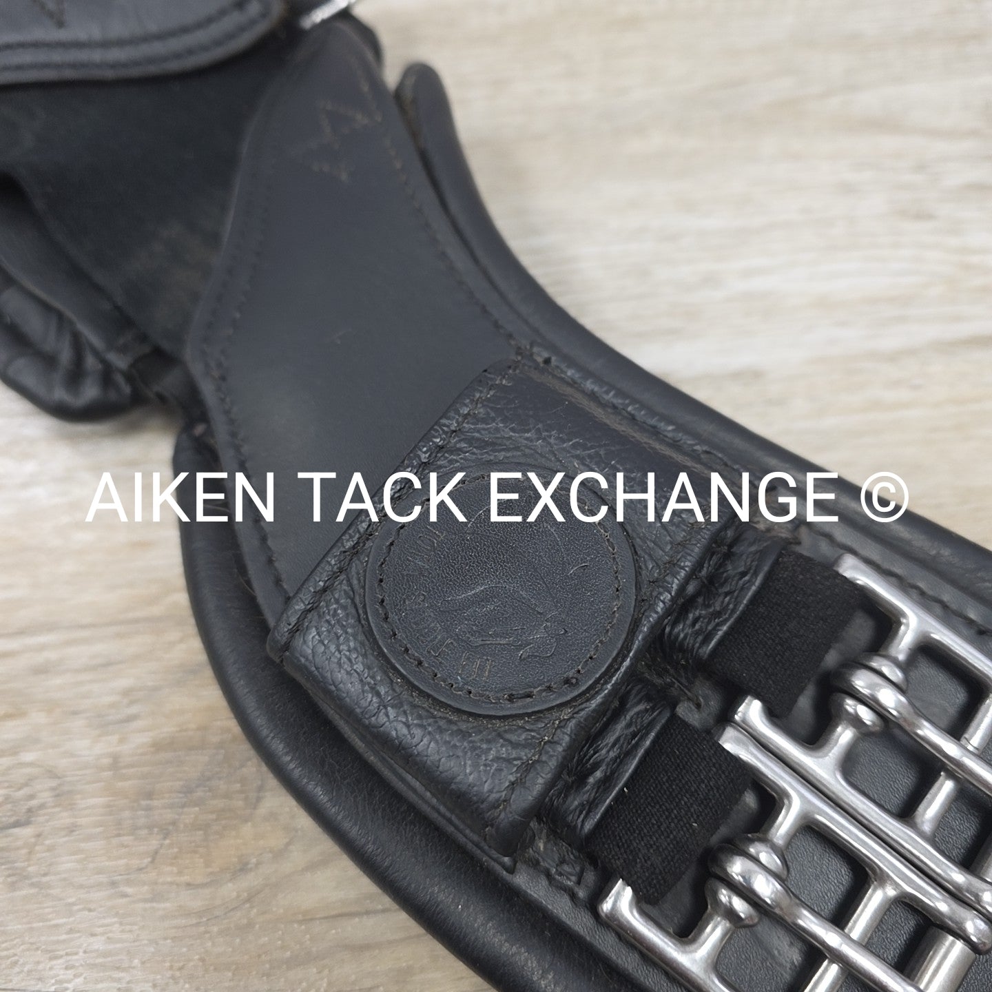 Total Saddle Fit StretchTec Shoulder Relief Girth with Leather Liner, Black, 20"