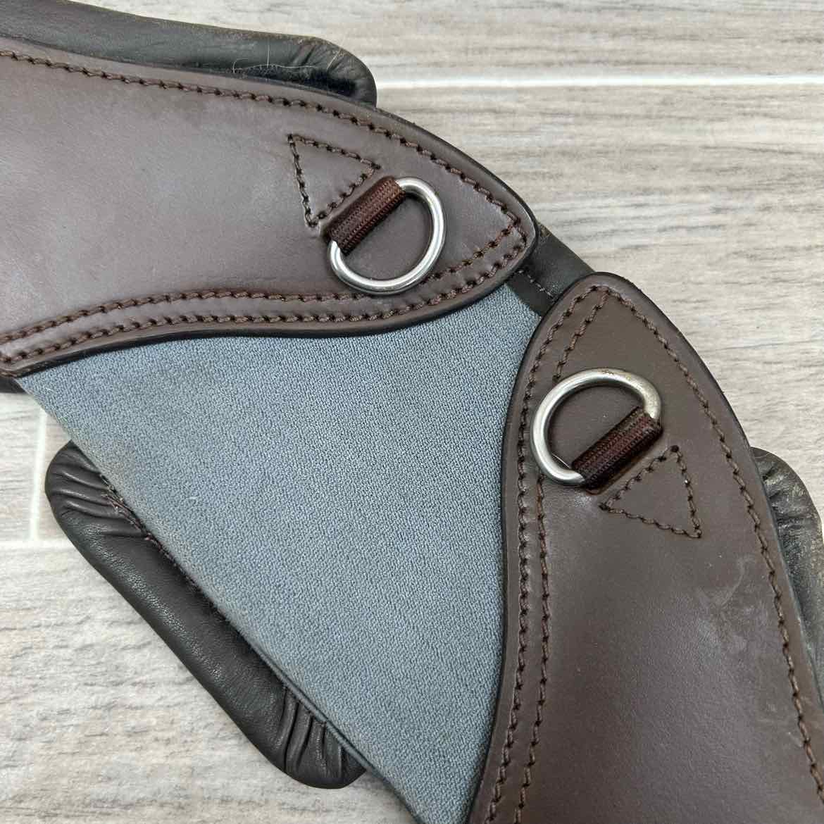 Total Saddle Fit StretchTec Shoulder Relief Dressage Girth with Leather Liner