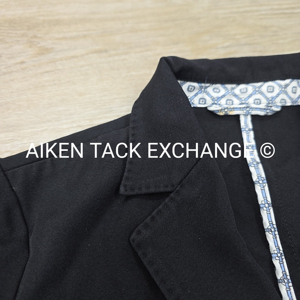 Animo Show Coat, Size US 8 / I 44