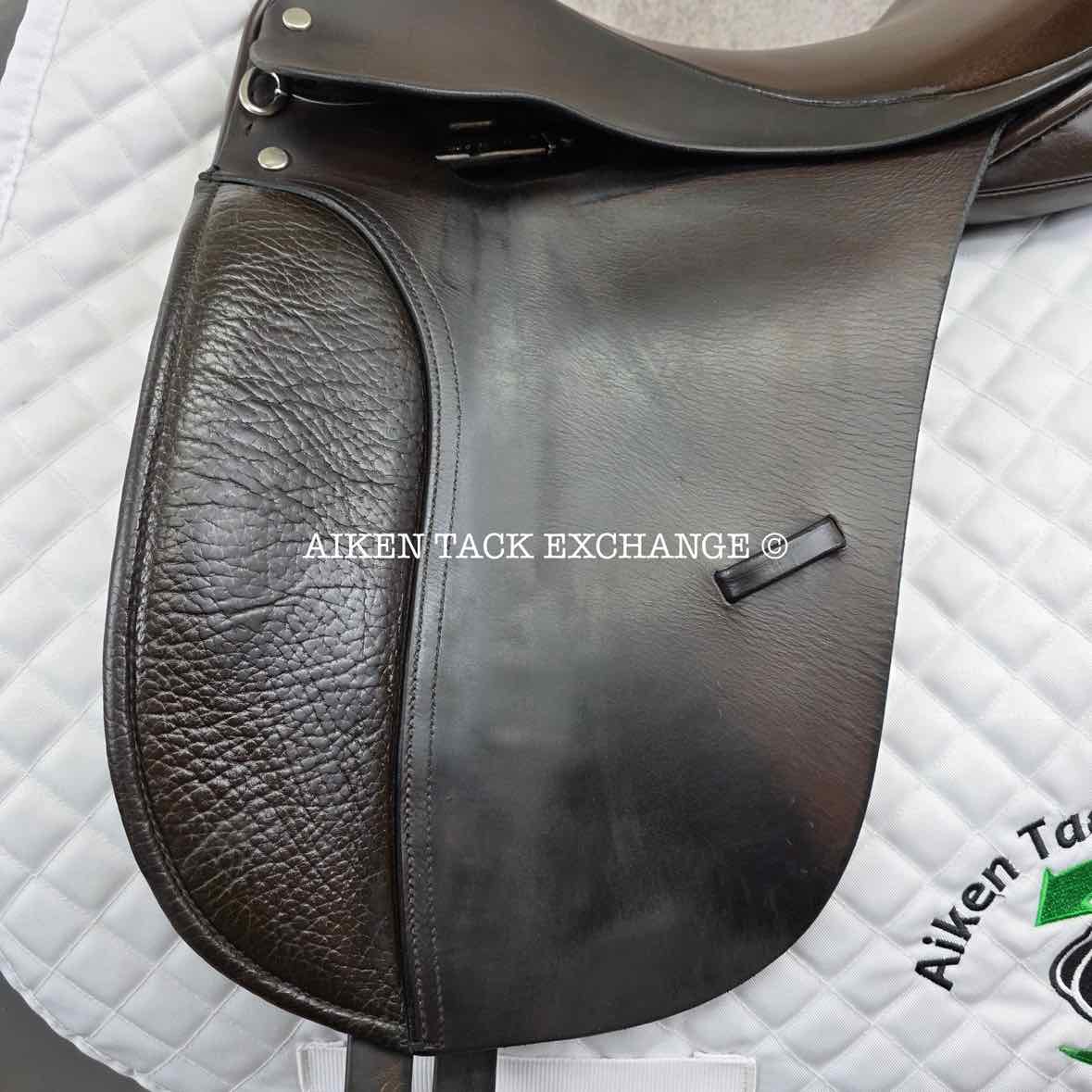 **SOLD** Centaur by Michael Stokes Dressage Saddle, 17.5" Seat, M/MW Tree, Wool Flocked Panels